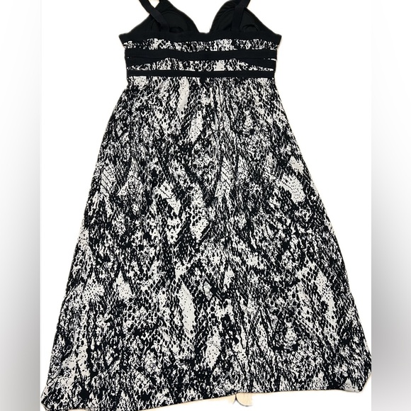 Style&Co Black And White Snake Printed Dress | Size XL - Picture 3 of 5